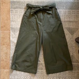 Wide leg paper bag pants